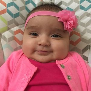 Meet your Posher, Dina